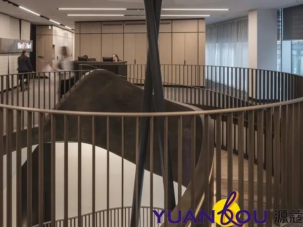 液態(tài)金屬樓梯中有些優(yōu)勢？